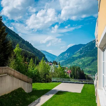 Apartment Charming With Alps View Bad Gastein