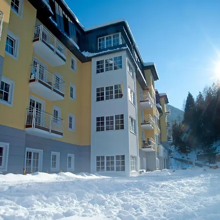 Charming With Alps View *