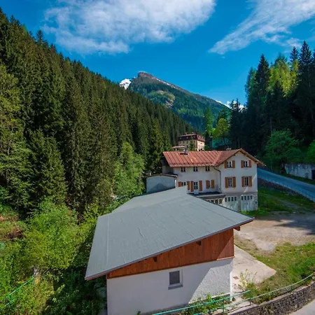 Charming With Alps View Apartment *
