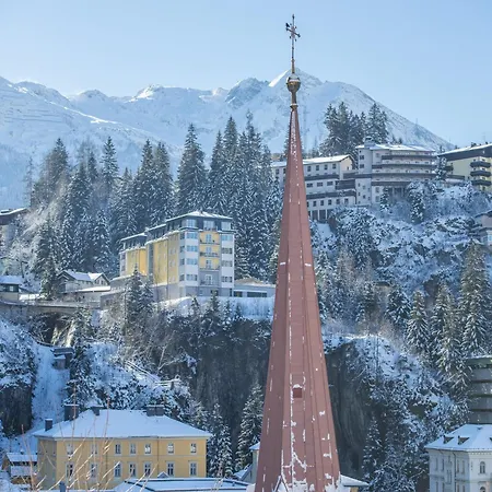 Charming With Alps View
